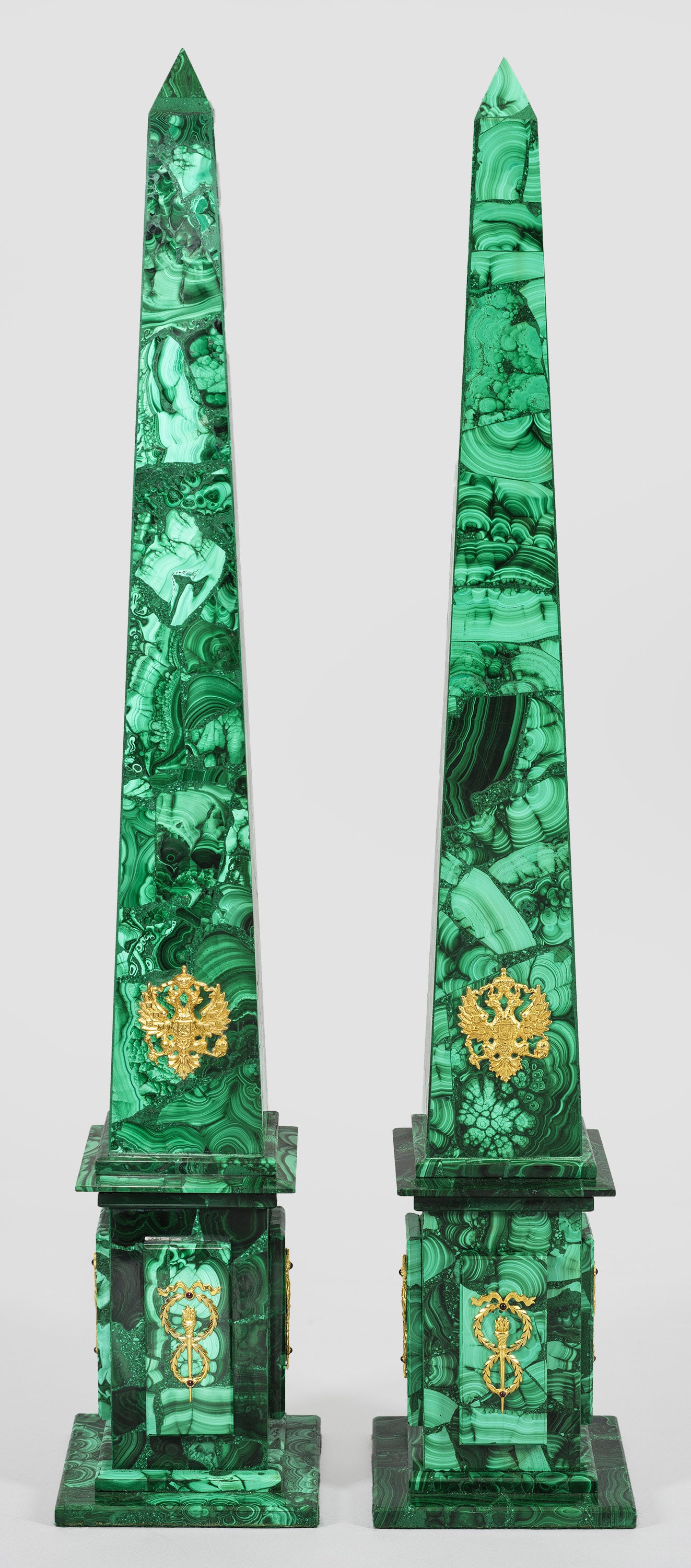 Paar repräsentative Obelisken (1 of 1)