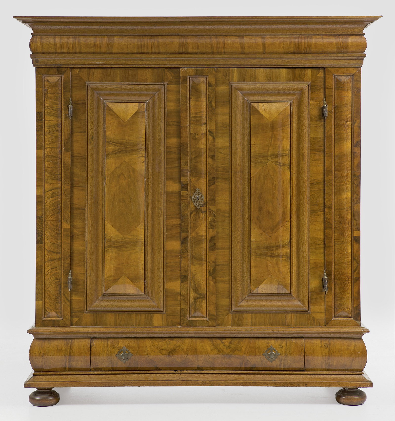 Großer Barock-Dielenschrank (1 of 1)