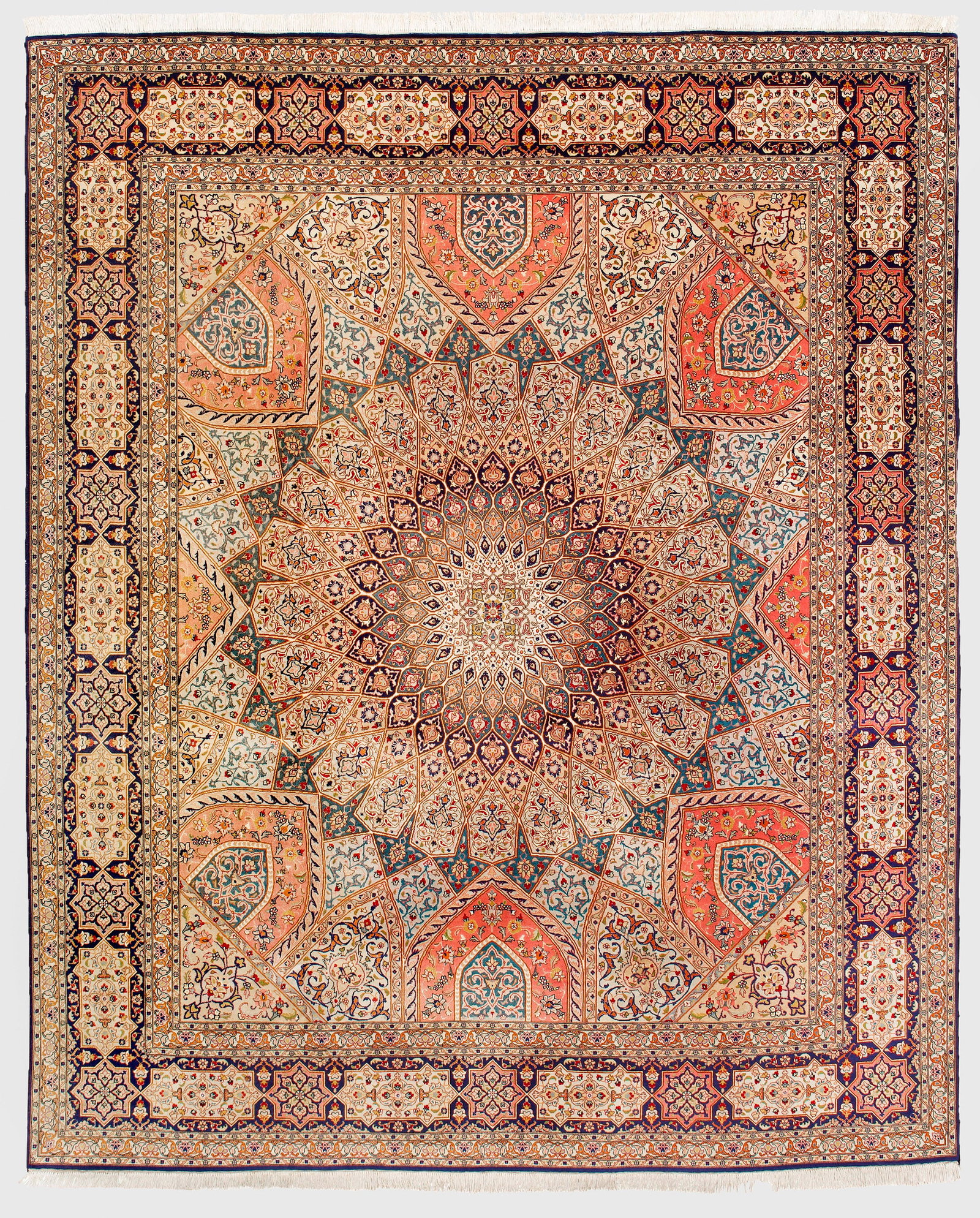 Großer Täbris-Teppich (1 of 1)