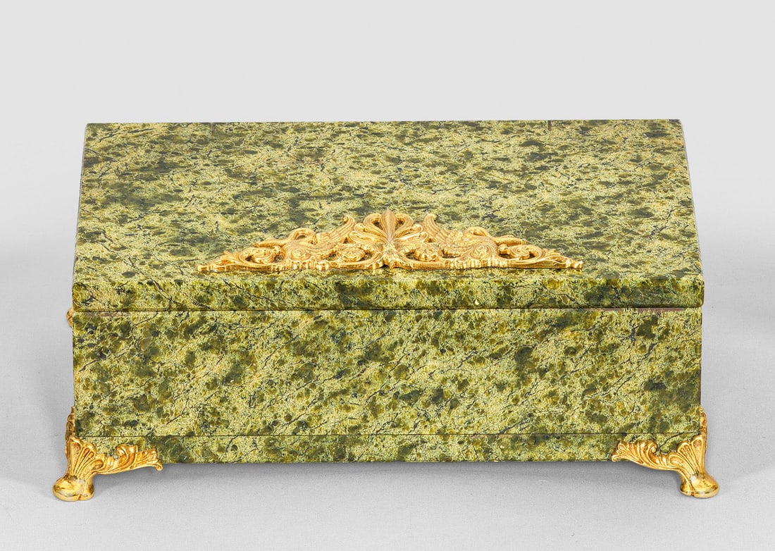 Serpentin-Schatulle (1 of 1)