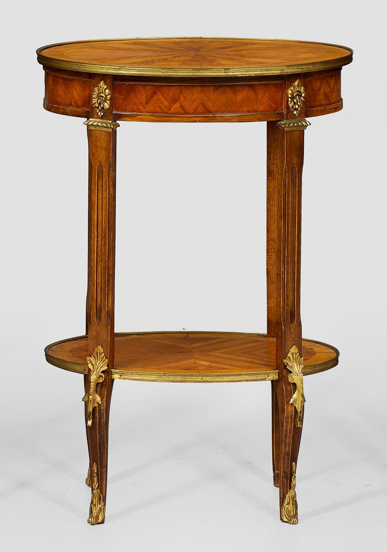 Napoleon III-Beistelltisch (1 of 1)