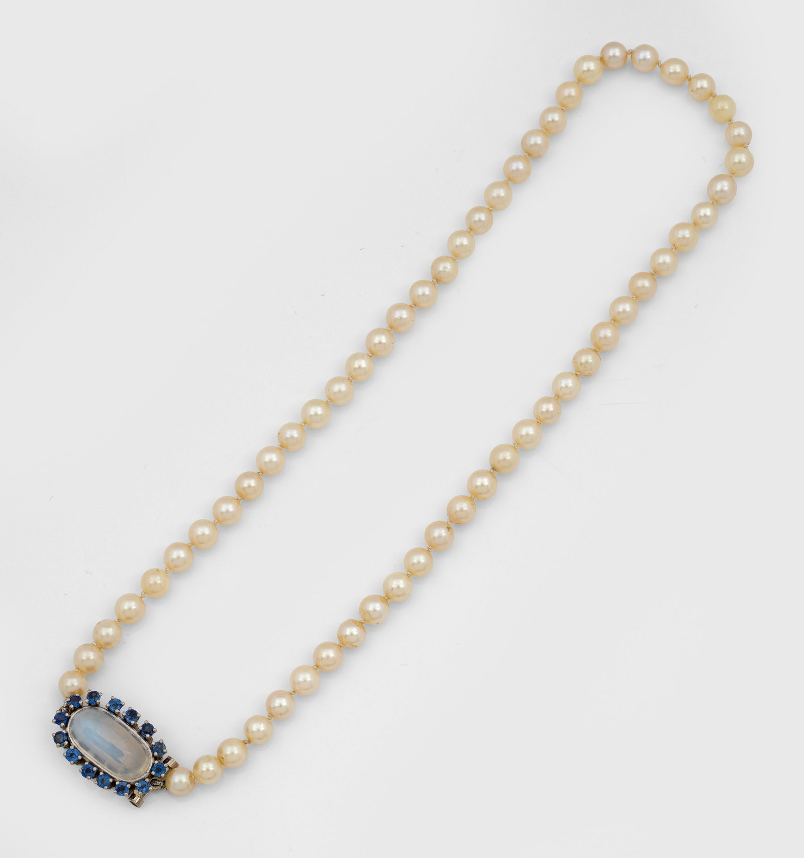 Klassisches Perlcollier (1 of 1)