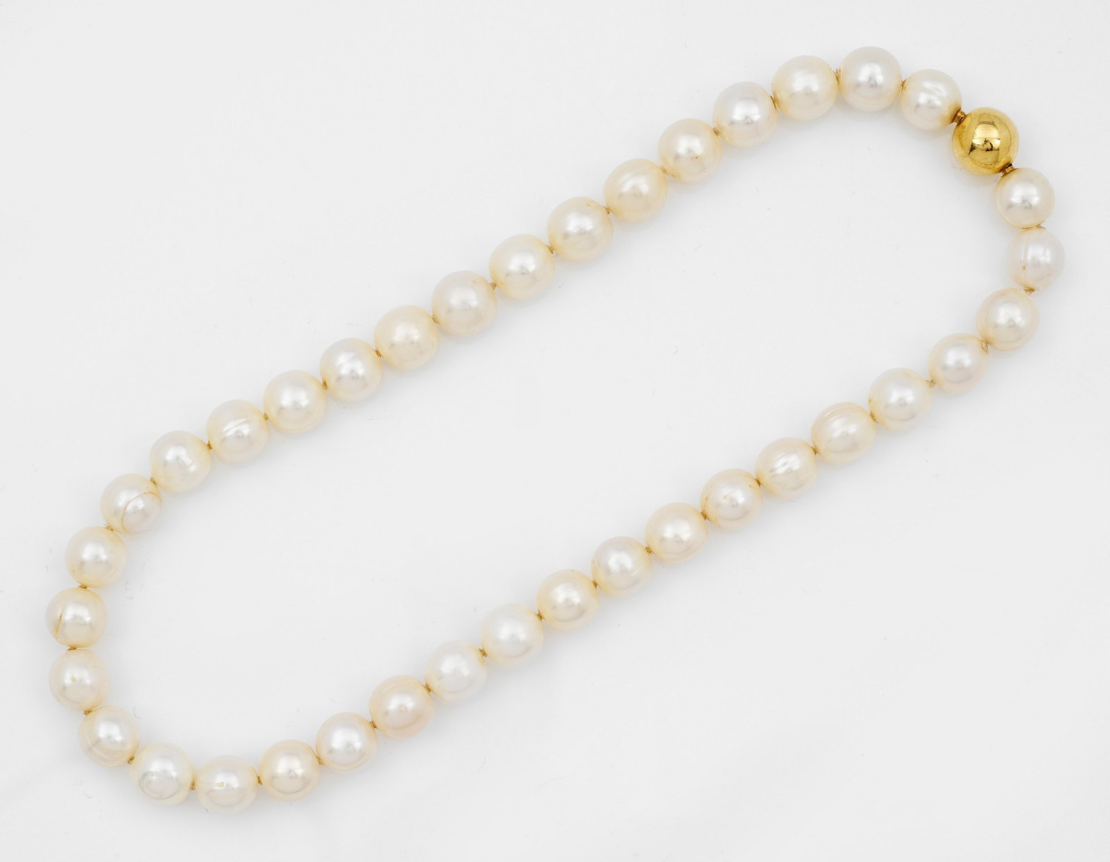 Klassisches Süßwasser-Perlcollier (1 of 1)