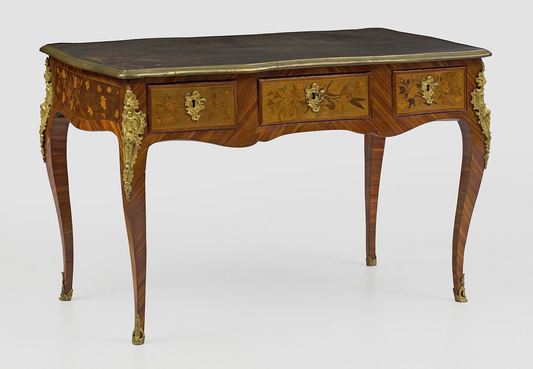 Louis XV-Bureau plat (1 of 1)
