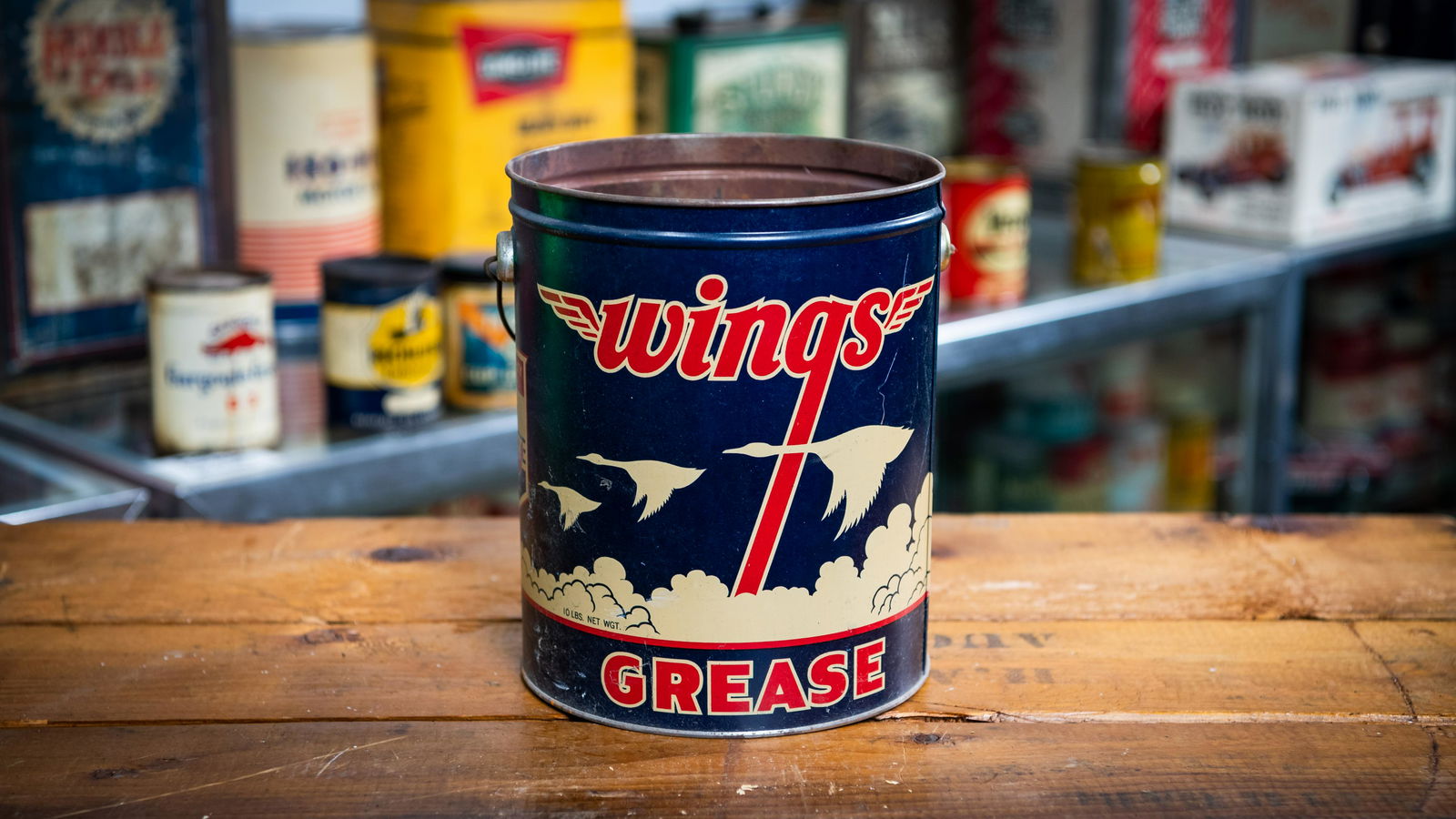 Wings 10-Lb. Grease Can (1 of 8)