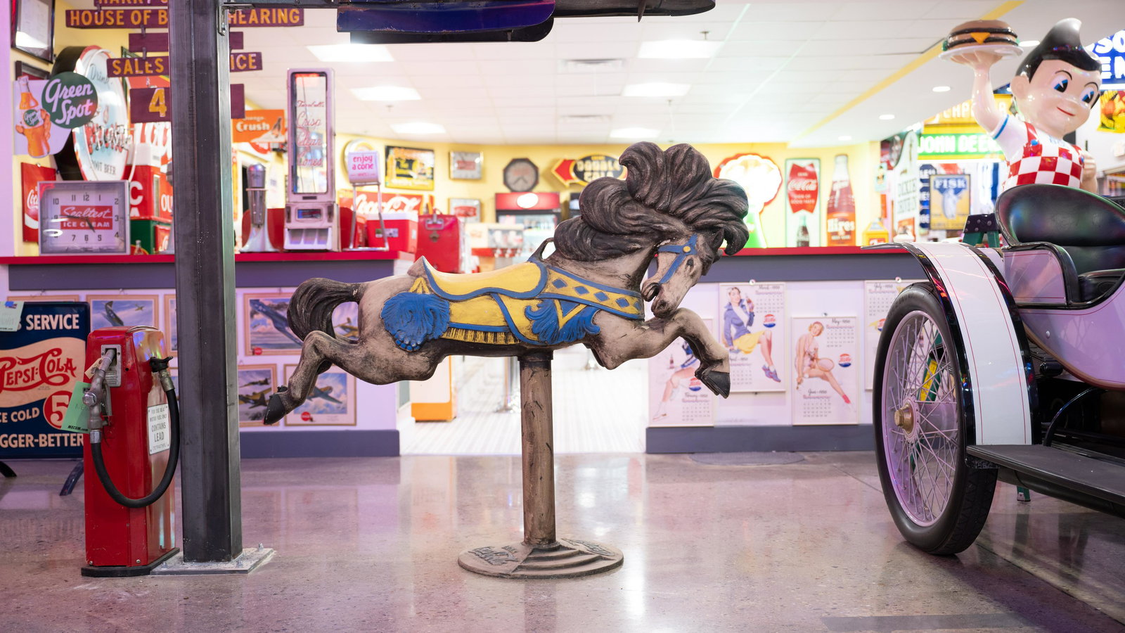 1950s Carousel Horse on Cast Iron Coca-Cola Stand (1 of 15)