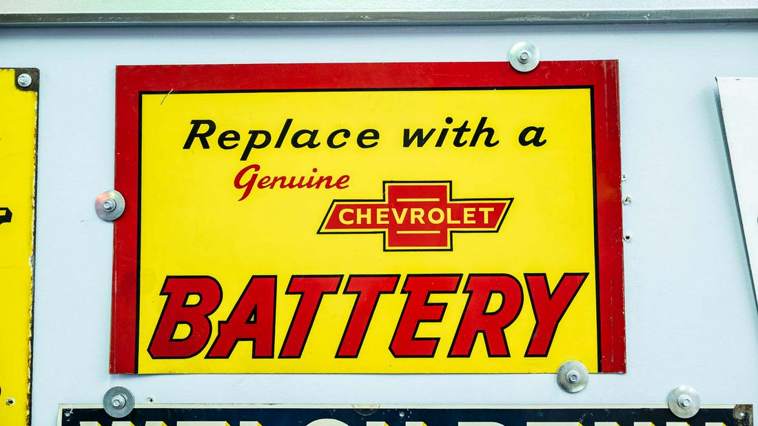 Chevrolet Battery Single-Sided Tin Sign (1 of 5)