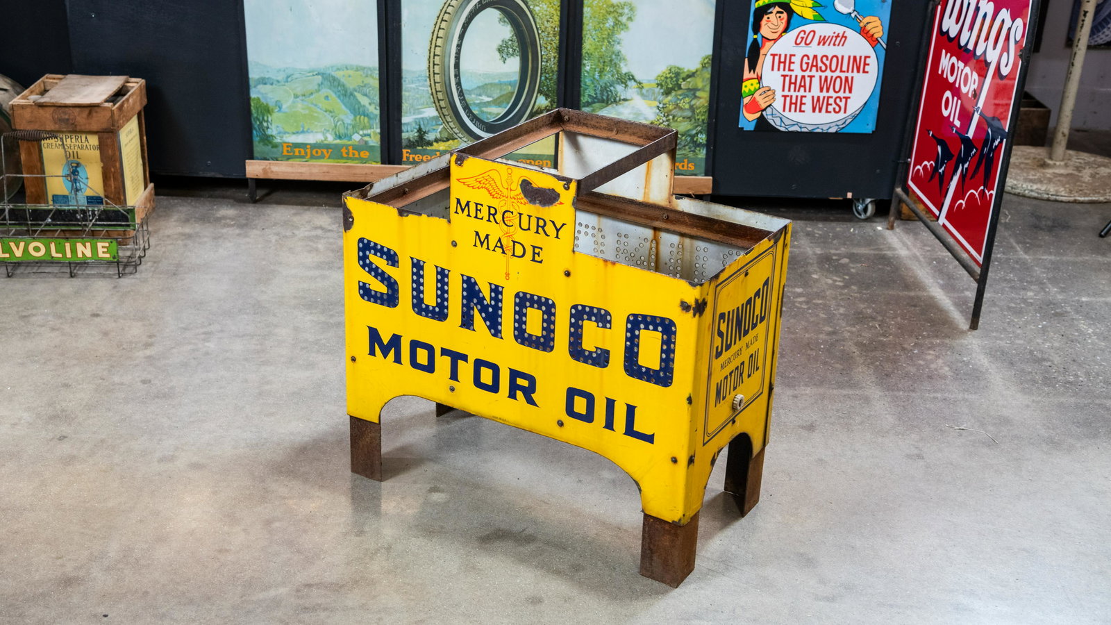 1930s Sunoco Mercury Made Motor Oil Porcelain Oil Bottle Stand (1 of 14)