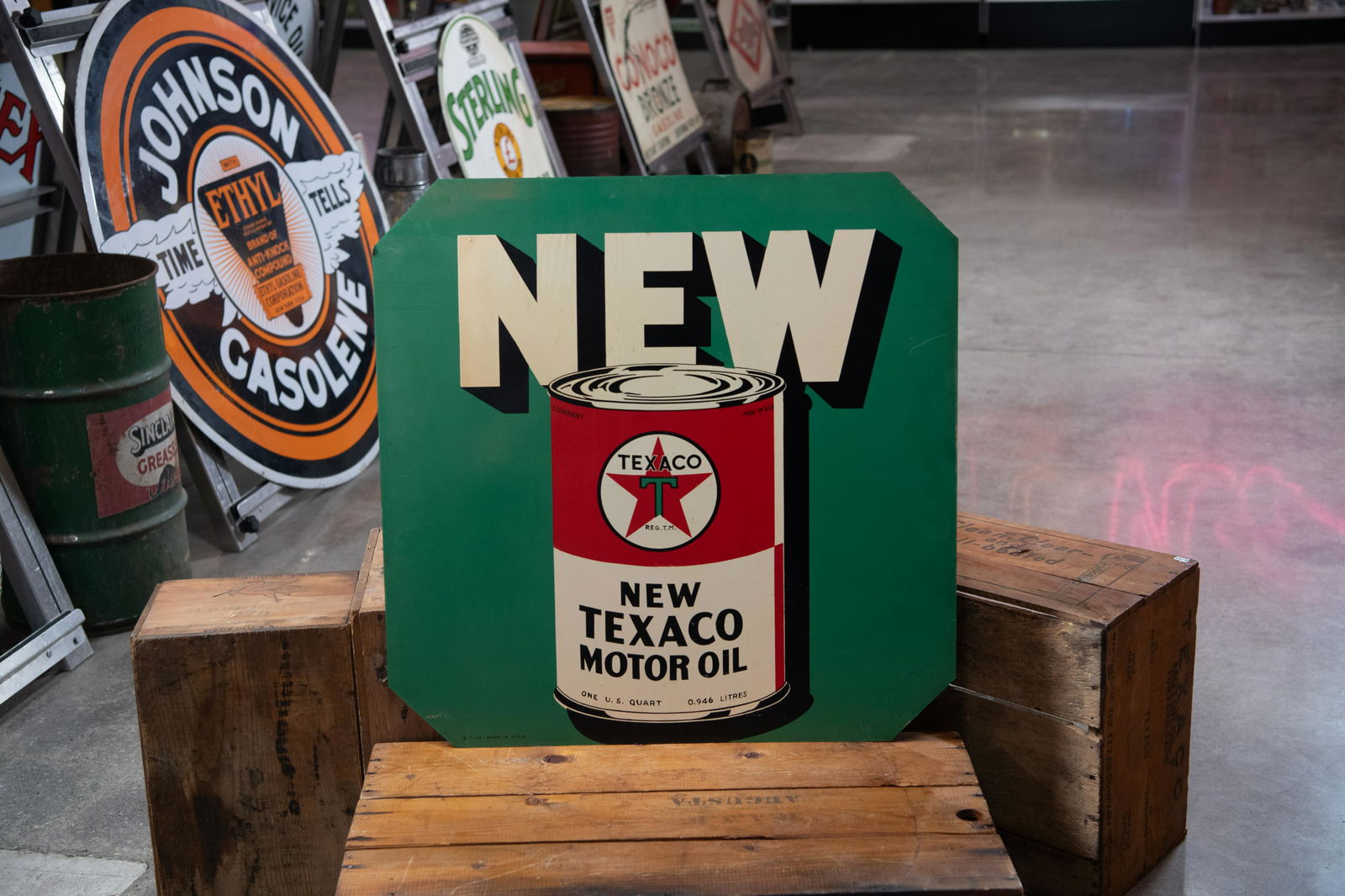1938 Texaco Motor Oil Double-Sided Tin Sign (1 of 10)