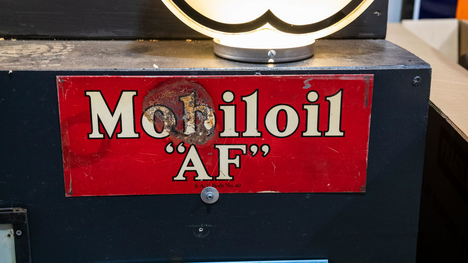 Mobiloil “AF” Single-Sided Tin Sign (1 of 5)