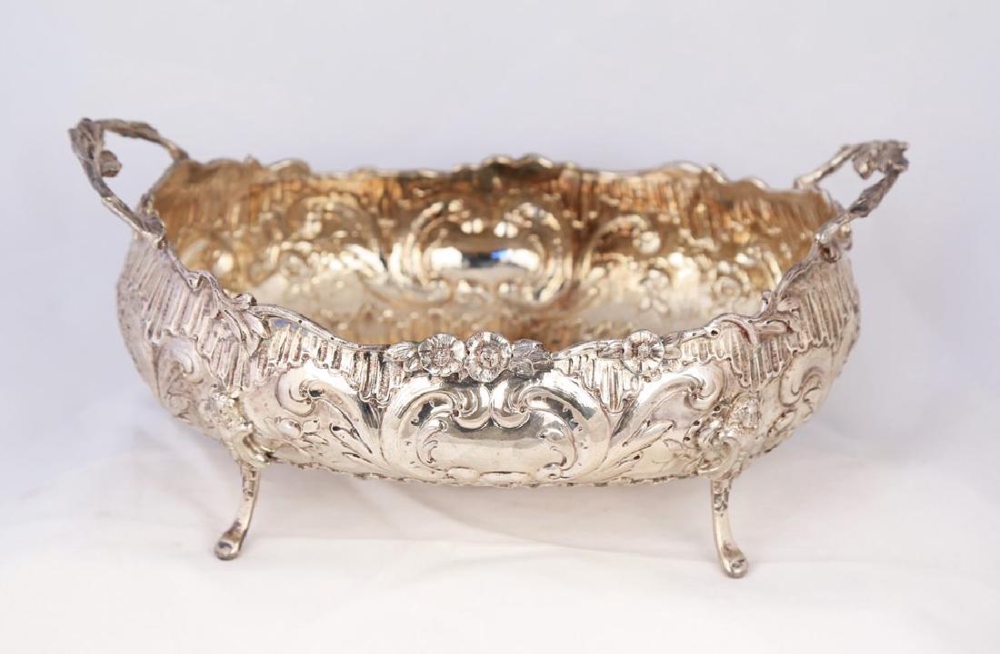 A Continental 800 Silver Centerbowl, c.1900 (1 of 5)