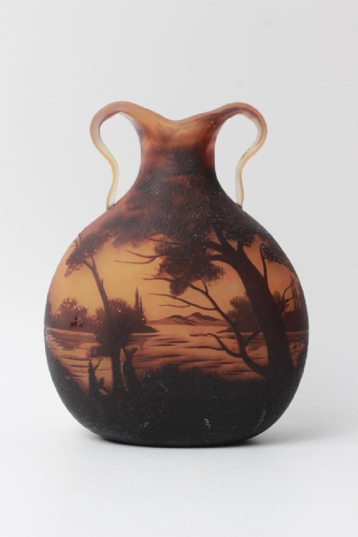 Muller Frers 2-handed Vase (1 of 7)