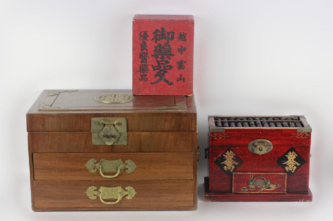 3 Chinese Boxes (1 of 12)