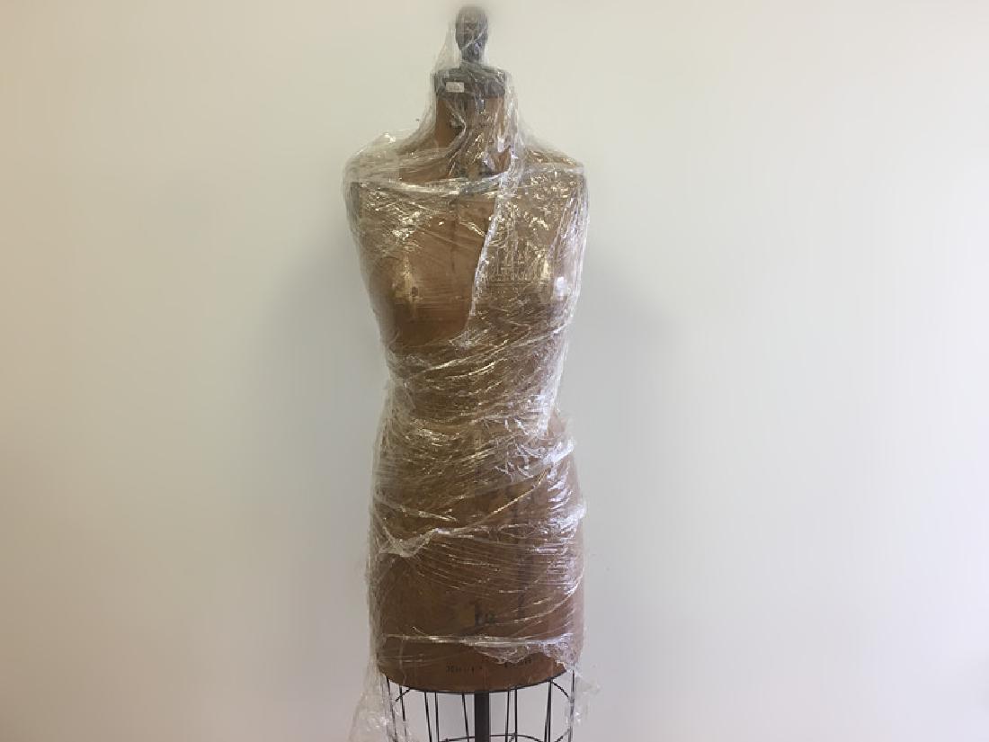 .R. Bauman Vintage Normal Model Dress form (1 of 4)