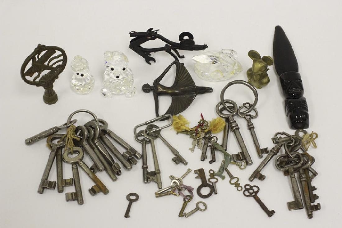 Mixed Lot of Bronze, Swarovski Crystal & Keys (1 of 6)