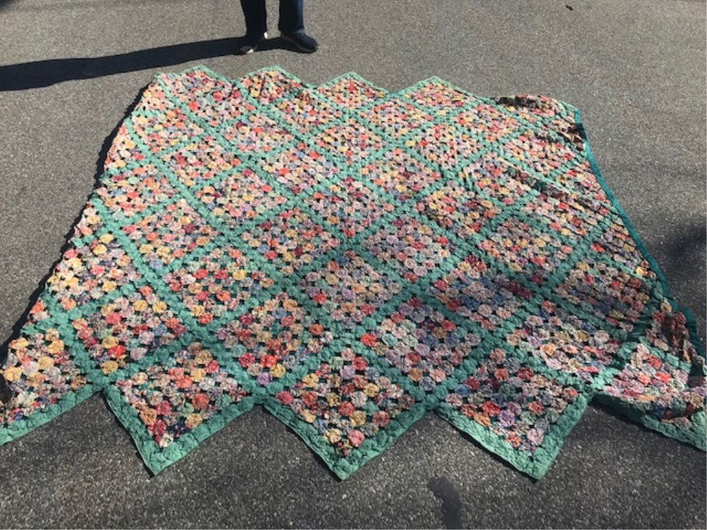 Unusual Large American Quilt. Late19th/Early 20thC (1 of 7)