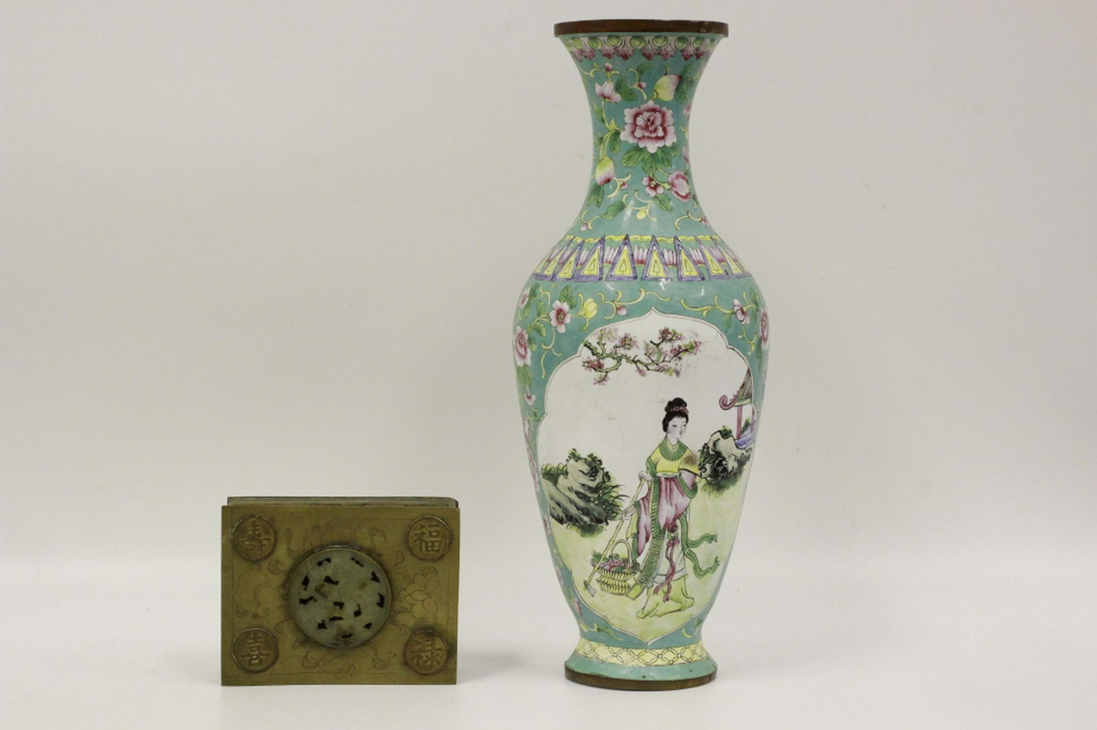 2 Vintage Chinese Items Including Bronze Box (1 of 6)