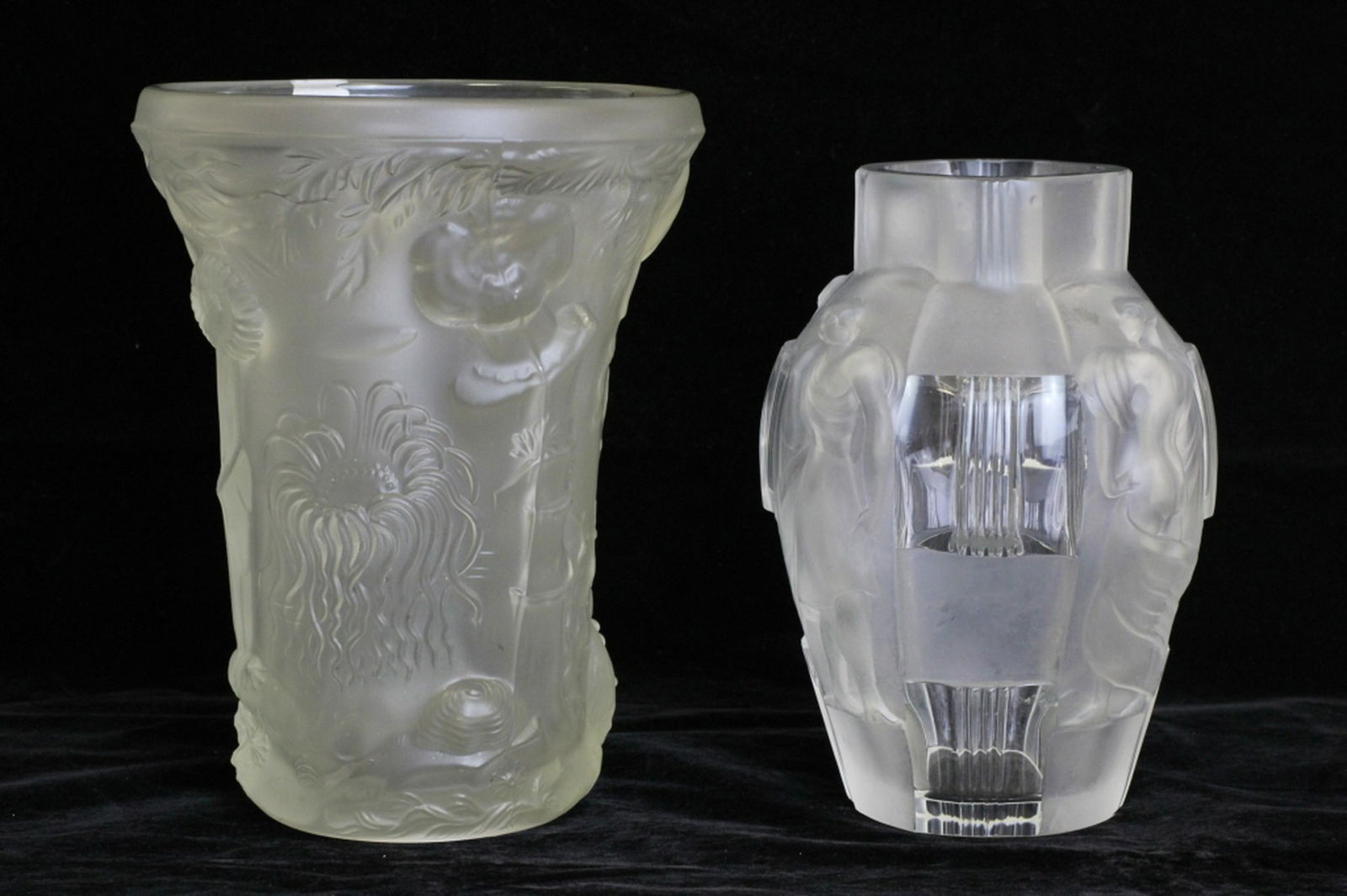 2 Art Deco Vases (1 of 8)