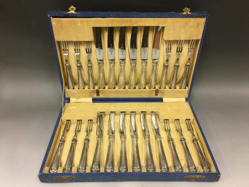 English Sterling Silver Fish Set (1 of 6)