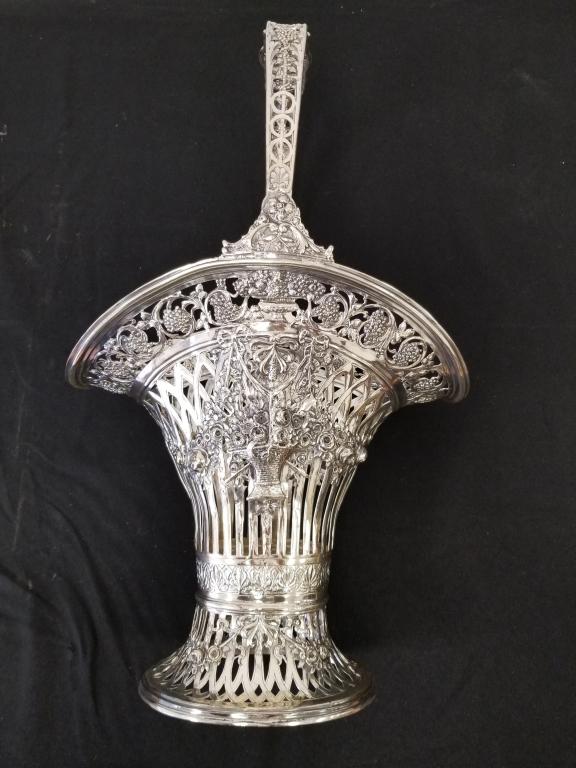 Large Continental Silver Reticulated Basket (1 of 6)