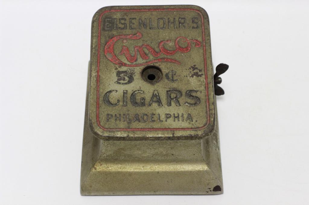 Spring-driven desk countertop Cigar Cutter (1 of 6)