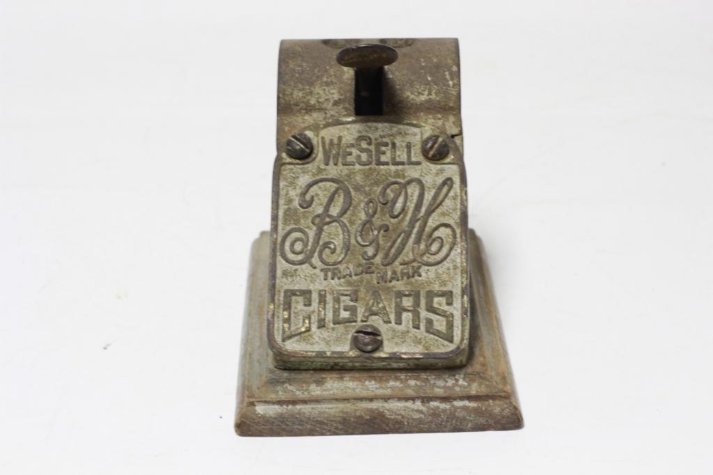 Push Down Advertising 2Hole Cast Iron Cigar Cutter (1 of 4)