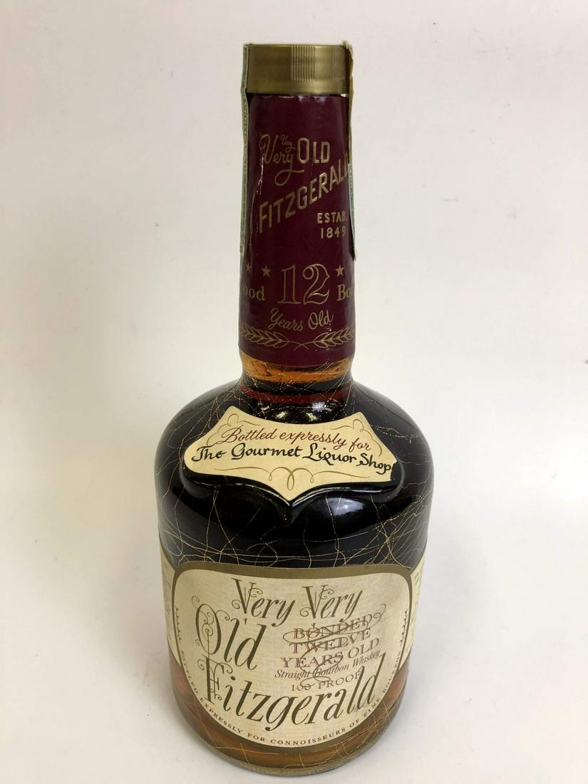 Rare Vintage Very Old Fitzgerald Bourbon Whiskey: Rare Vintage Collectible Bottle of Very Old Fitzgerald Bourbon Whiskey, 100 Proof. Never Opened. Provenance from a Long Island NY Estate. Fair Condition. Please note the absence of a condition report