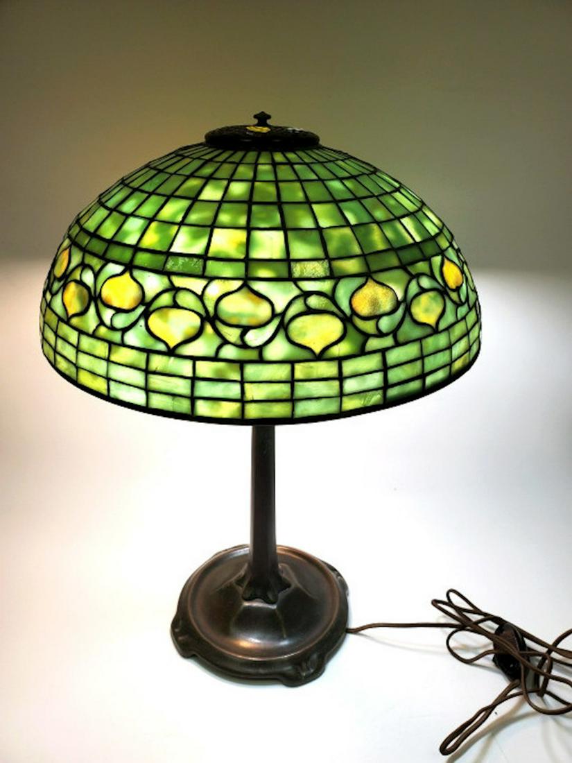 Tiffany Studios 16" Acorn Lamp (1 of 12)
