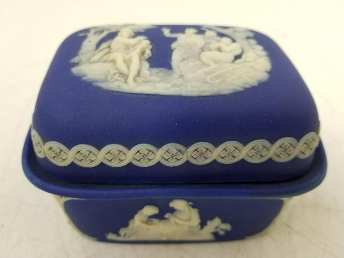 Rare Wedgwood Jasper Soap Box w/ Lid & Insert.. (1 of 12)