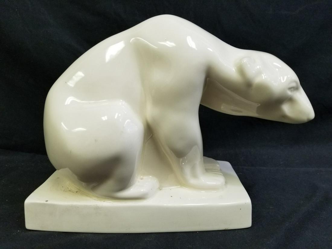 Rare Wedgwood White Glaze Polar Bear: Rare Wedgwood White Glaze Polar Bear, Molded on Base. John Skeaping Animal Collection. Provenance Long Island, NY Estate. Generally Good Condition. Needs Cleaning. Dimensions- H-7" x L-9.5". Please no