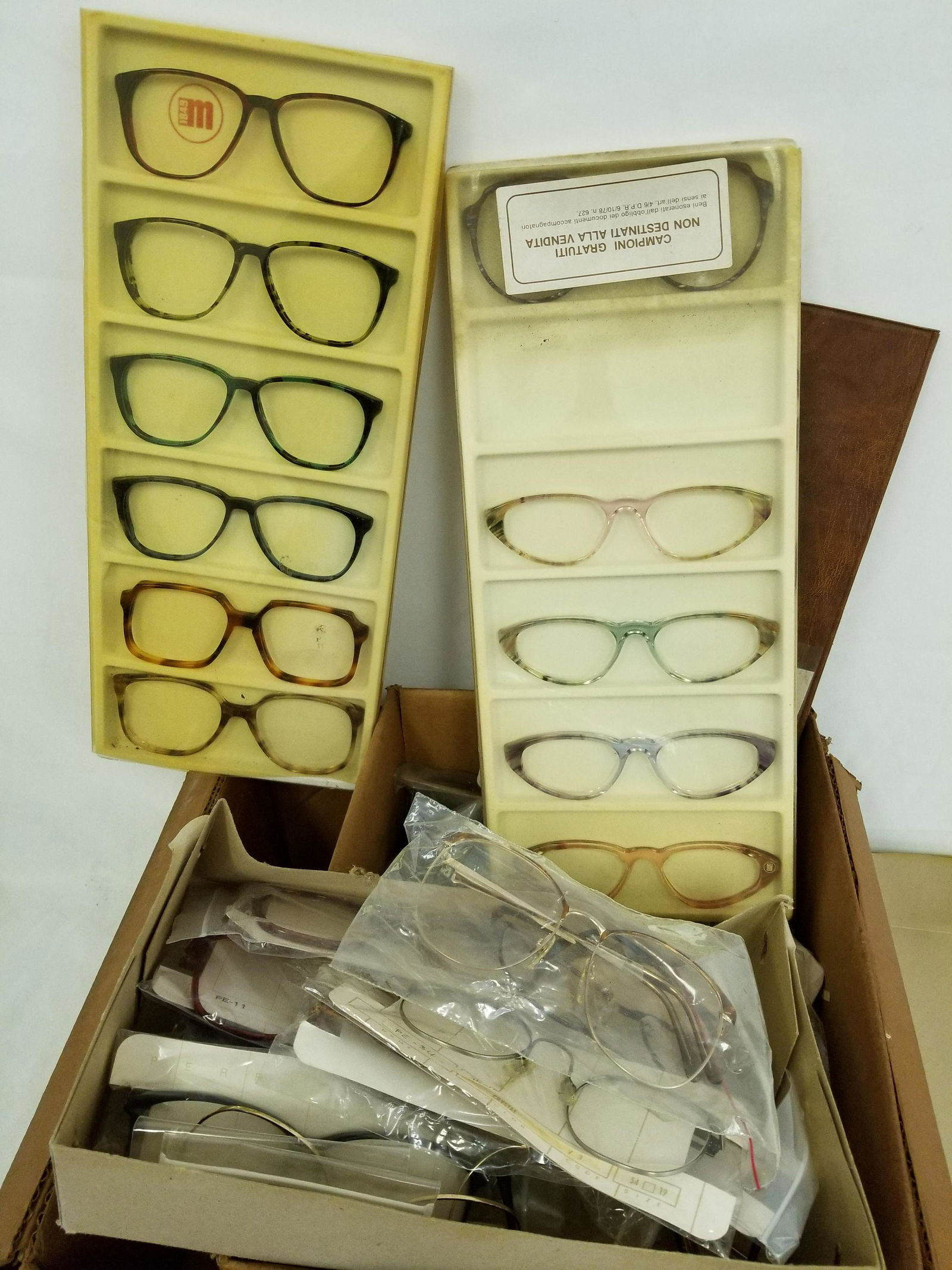 Large Lot of Vintage Eyeglasses From 1960's (1 of 5)