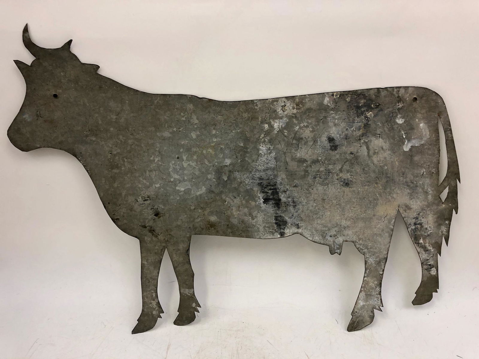 Large Vintage Cow Figure Hanging Display. (1 of 2)