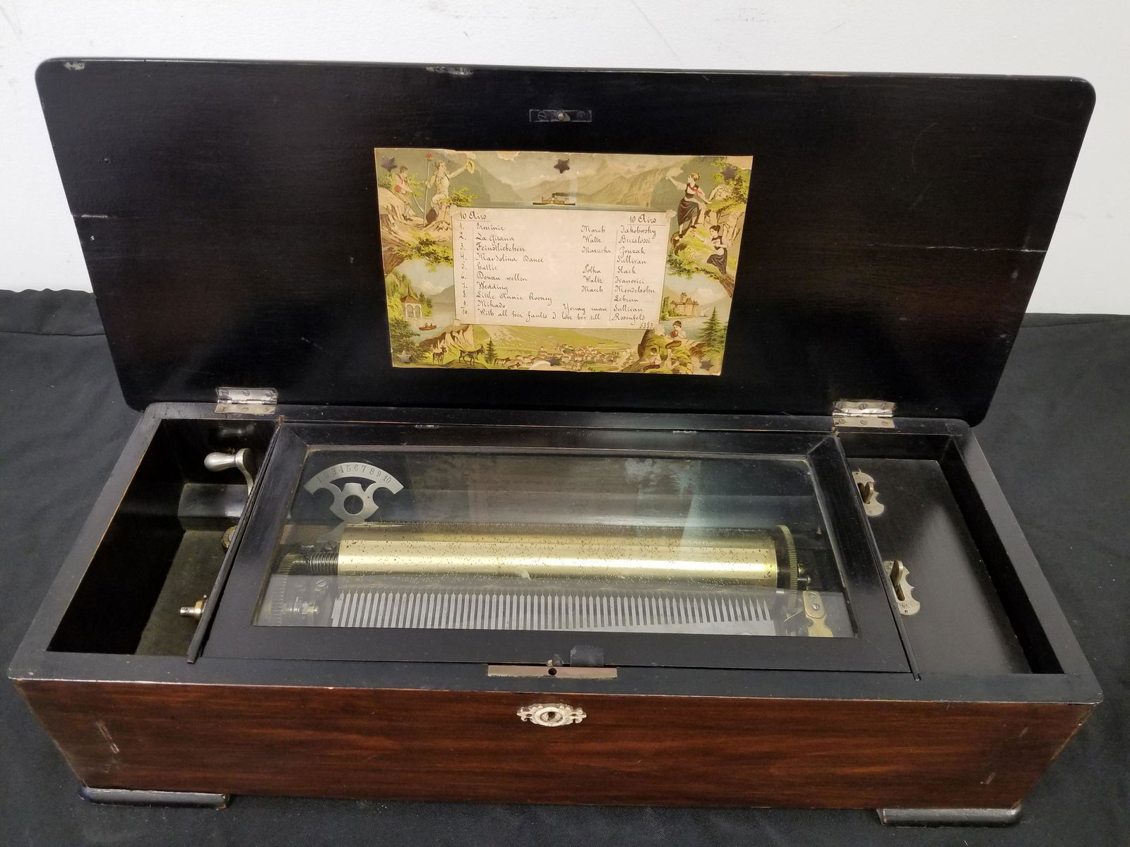 Exceptional Late 19th C/ Early 20th C Music Box (1 of 7)