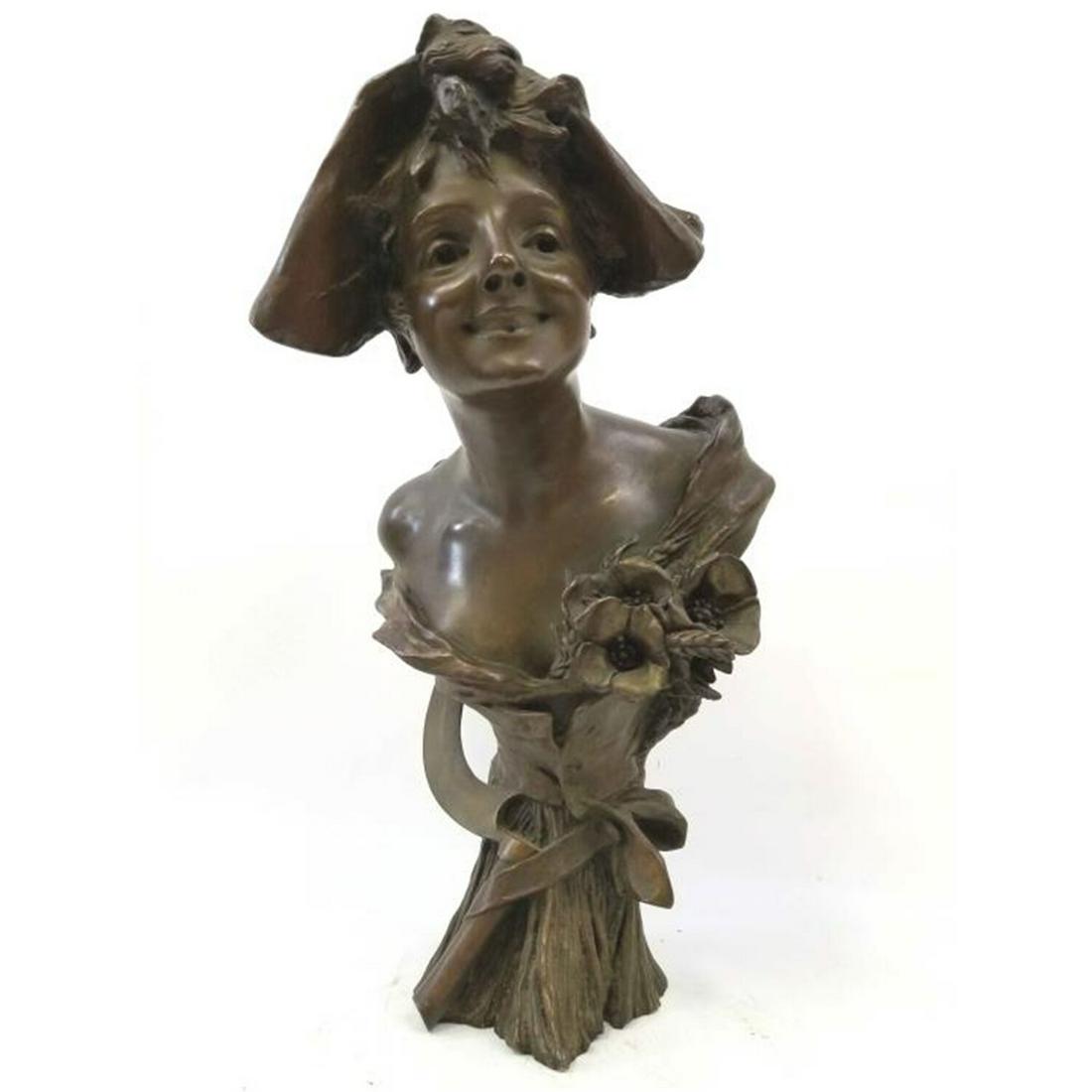Art Nouveau Bronze by Georges Van Der Straeten.: Large Art Nouveau Bronze by Georges Van Der Straeten, Belgium (1856-1928). Fully Signed. Condition: Generally Good Condition. Dimensions: H-20" x W-10". Provenance: From a New Jersey Estate. Please no