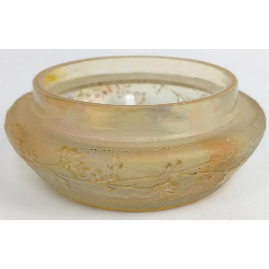 Early Daum Nancy Cameo Glass Box. (1 of 4)