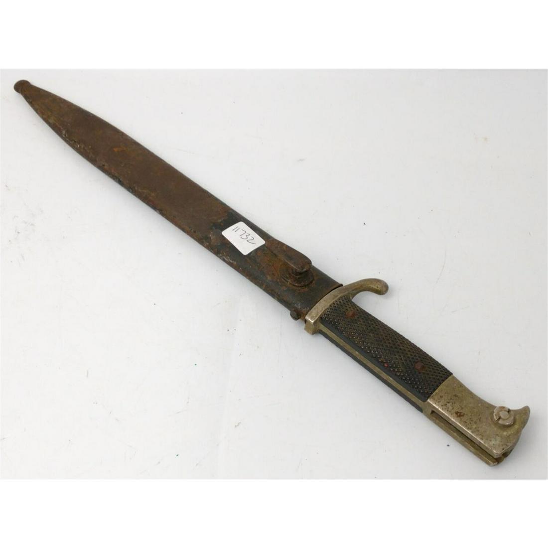 WWII German Bayonet w/ Scabbard. Gustav Spitzer (1 of 4)