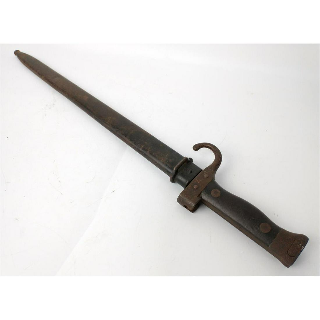 WWII Rifle Bayonet w/ Scabbard. Possibly European.: WWII Rifle Bayonet w/ Scabbard. Possibly European.Condition: As FoundDimensions: L-21"Provenance: From a New York City Estate. Please note the absence of a condition report does not imply that there a