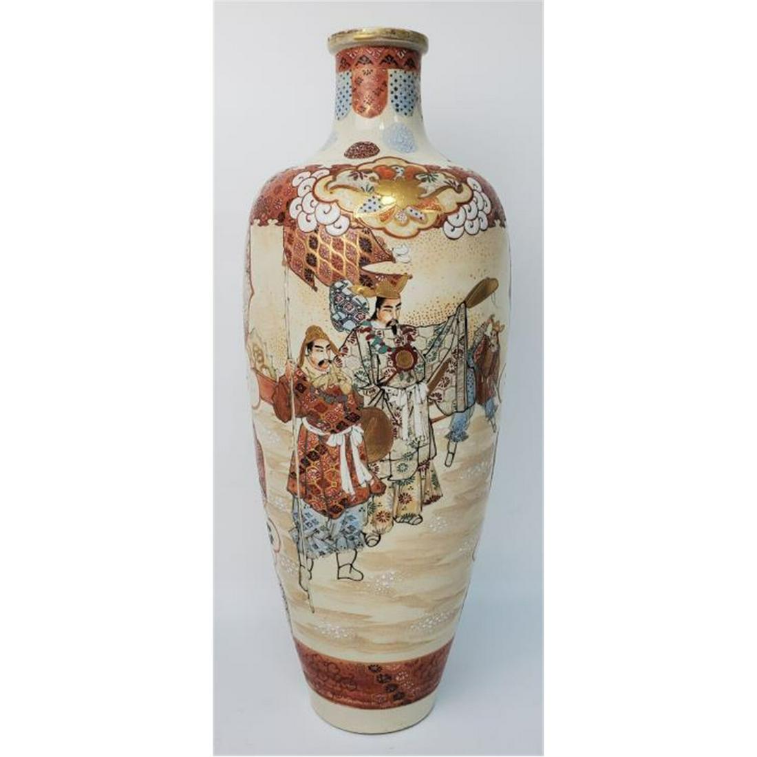 Large Antique Japanese Satsuma Vase (1 of 3)