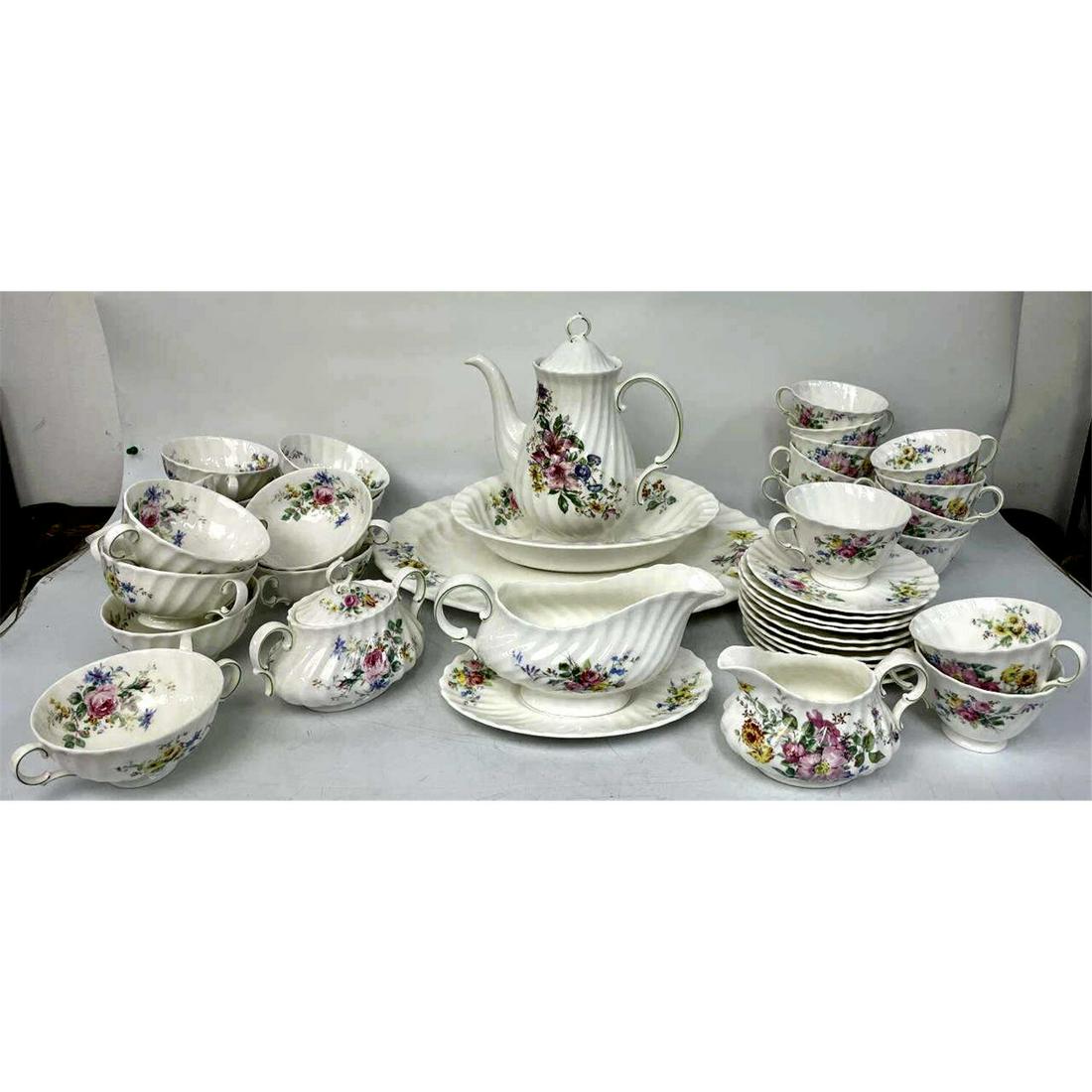 Vintage Royal Doulton Dish Set "Arcadia" Pattern (1 of 4)