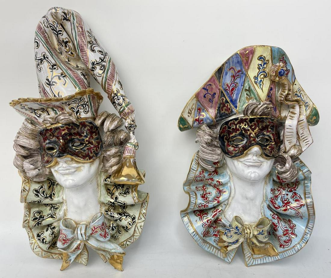 2 Vintage Capodimonte Decorative Wall Decor (1 of 5)