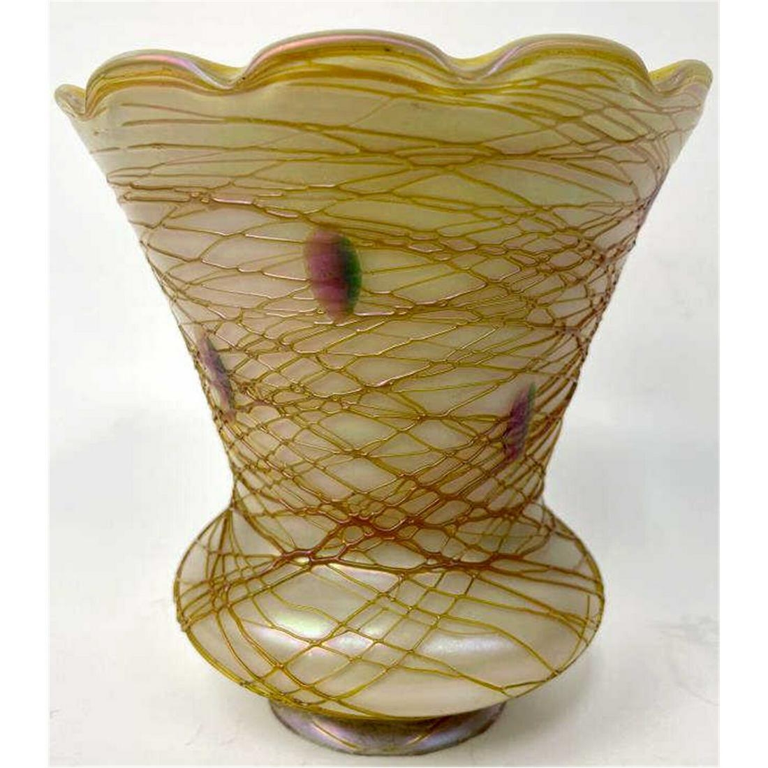 Rare Quezal Calcite Glass Lamp Shade (1 of 3)