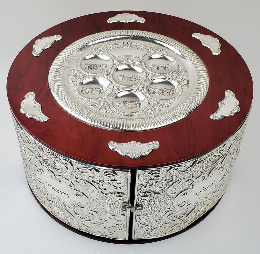 Judaica Hazorfim Passover Matzoh Holder (1 of 8)