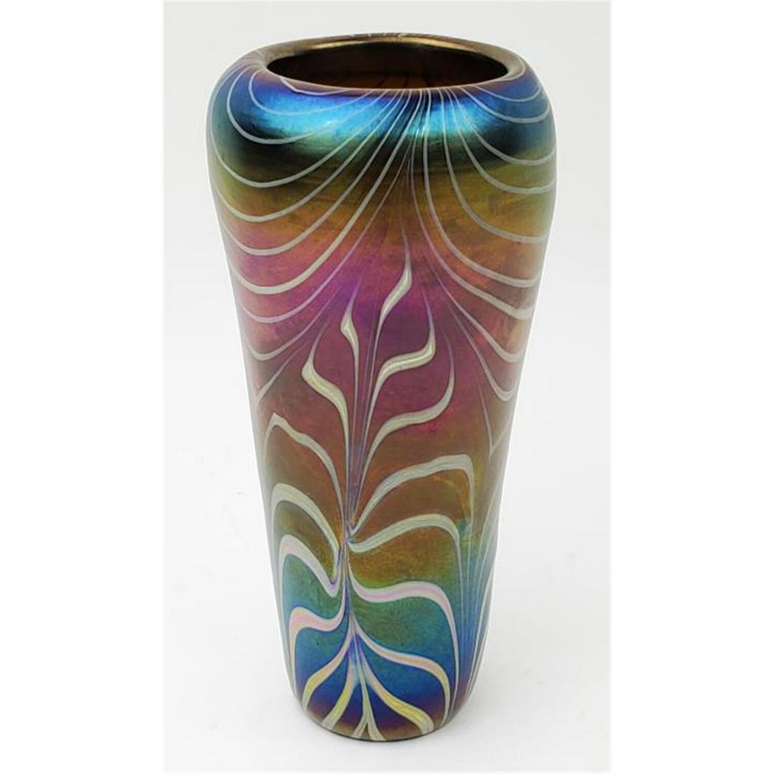 Tiffany Style Pulled Feather Iridescent Glass Vase (1 of 3)