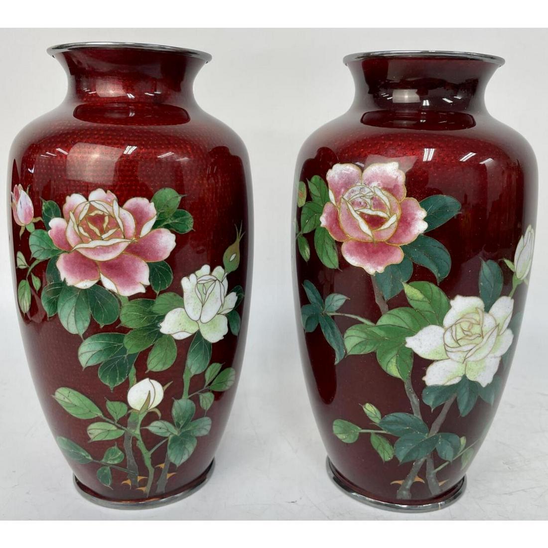 Pair of Fine Japanese Cloisonne Vases (1 of 3)