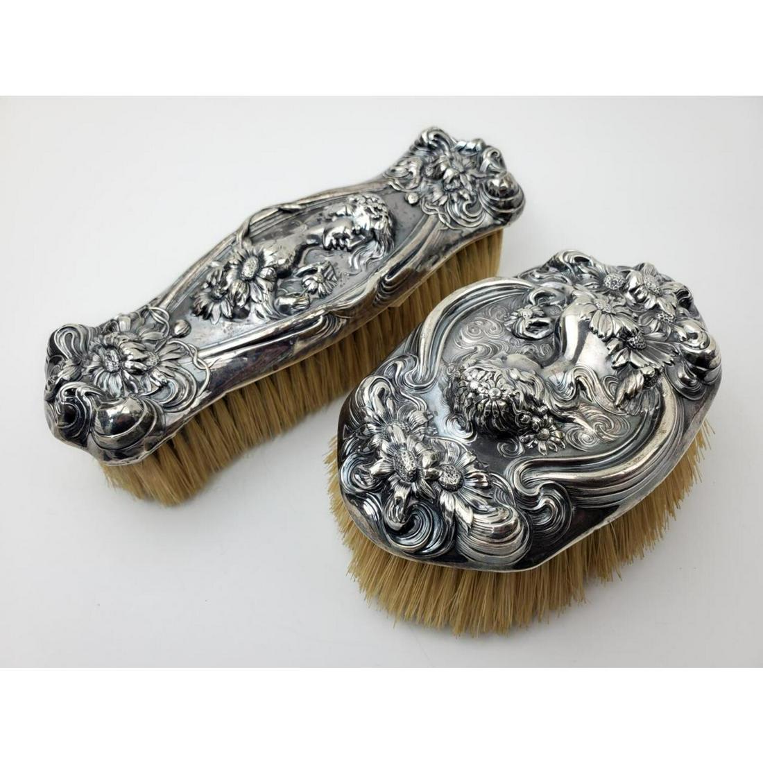 2 Art Nouveau Sterling Silver Vanity Brushes (1 of 5)