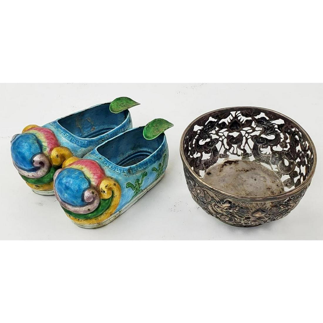 Antique Chinese Reticulated Silver Bowl: Antique Chinese Reticulated Silver Bowl along with a Enameled Metal Chinese Ashtray. Condition: Generally Good. Dimension: Dia-3", H-1.75". Weight: 71.2 g / 2.29 ozt.Provenance: From a New Jersey Esta