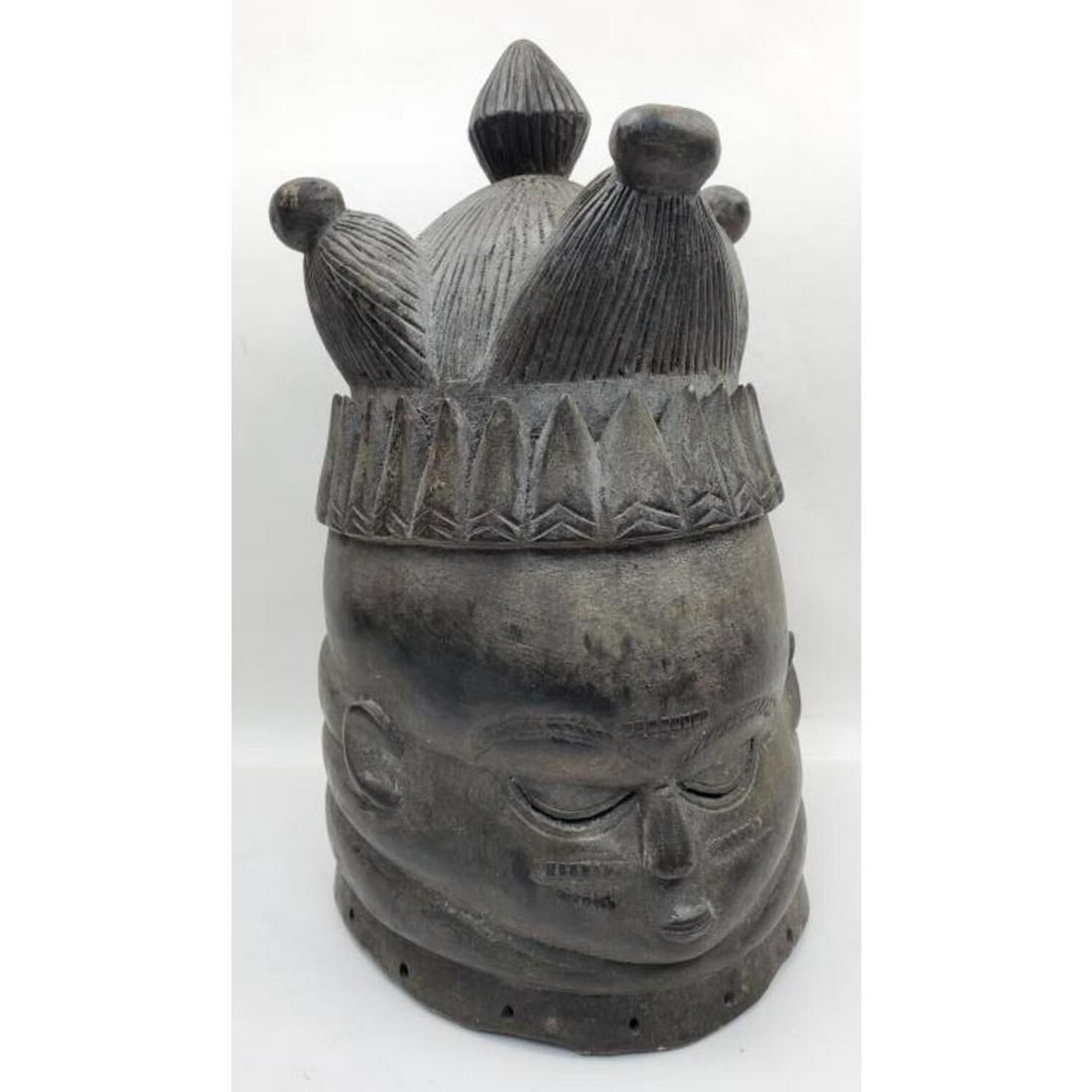 Antique African Carved Wood Hollow Face Sculpture: Antique African Carved Wood Hollow Crown Shaped Face Sculpture. Condition: Generally Good Condition for Age.Dimension: H- 14", Dia- 9". Provenance: From a Long Island, NY Estate.Please note the absenc