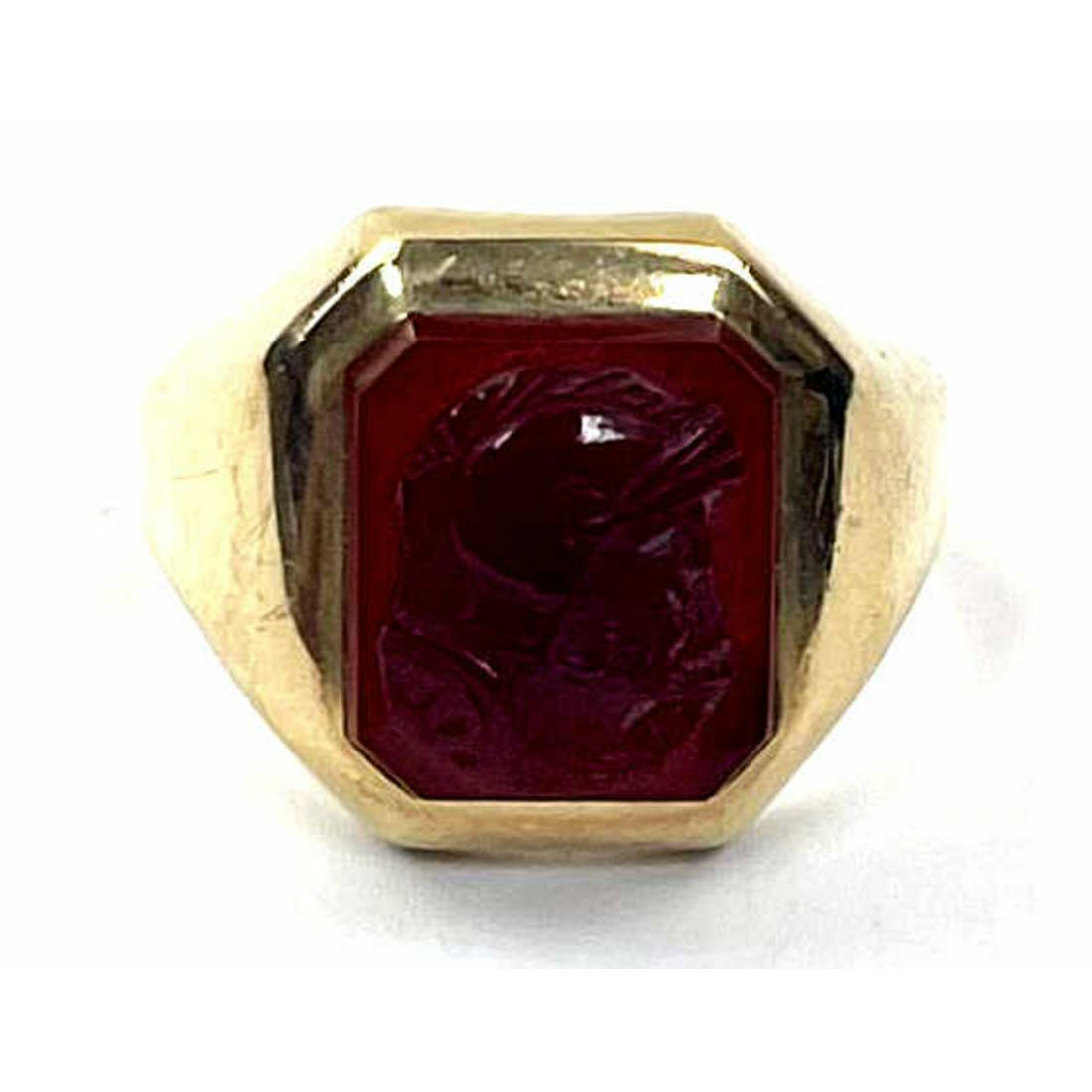18K Gold Antique Ring w/ Cornelian Carved Cameo: 18K Gold Antique Ring w/ Cornelian Carved Cameo Stone. Condition: Excellent.Dimensions: Size 8.5Total Weight: 12.5g/8dwtProvenance: From a Long Island, NY Home.Please note the absence of a condition r