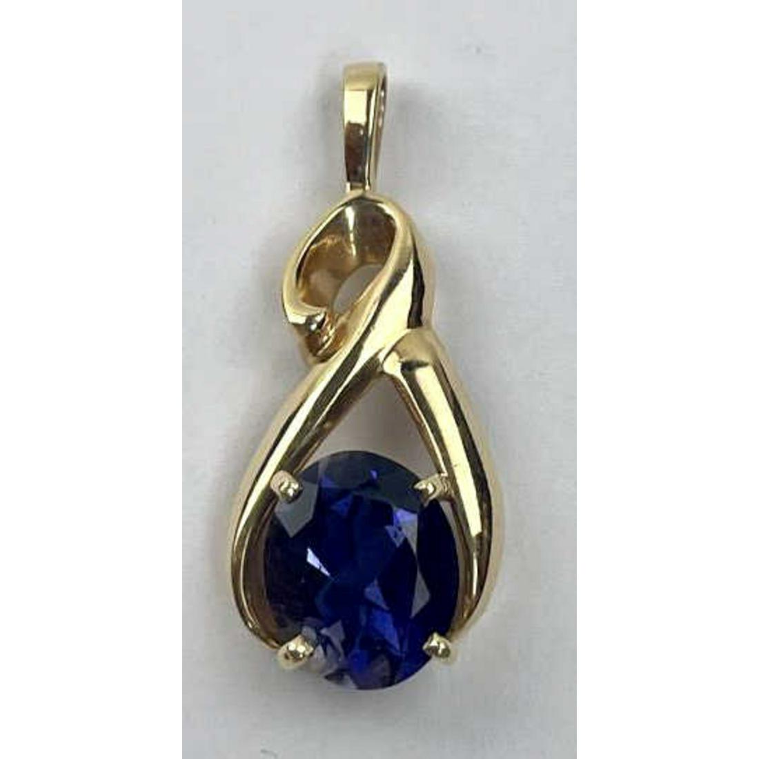 Nice 14K Gold Pendant w/ Large Sapphire. (1 of 2)