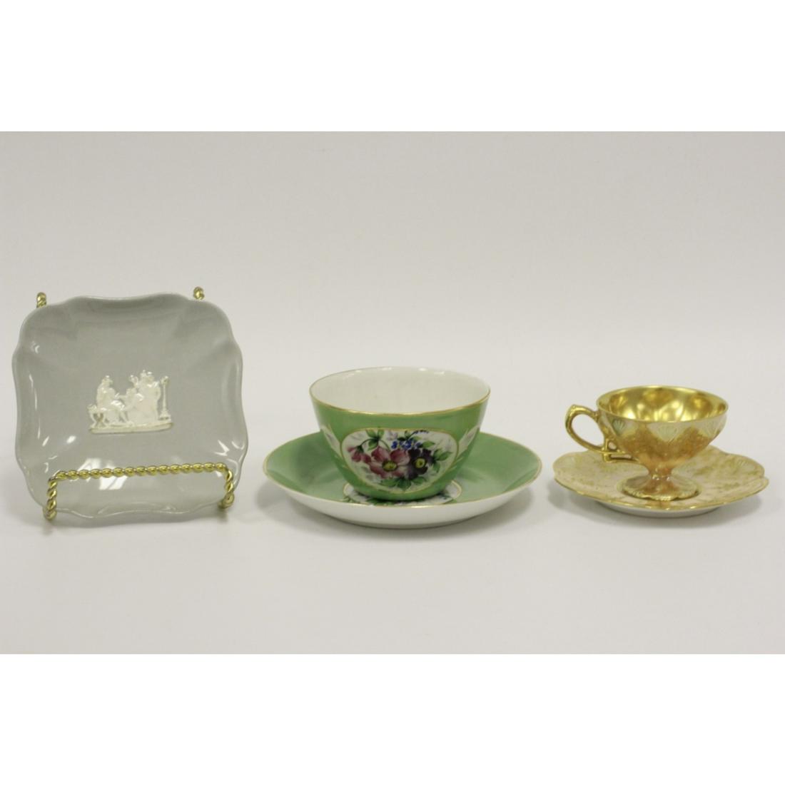 Lot of 3 Porcelain Items (1 of 7)